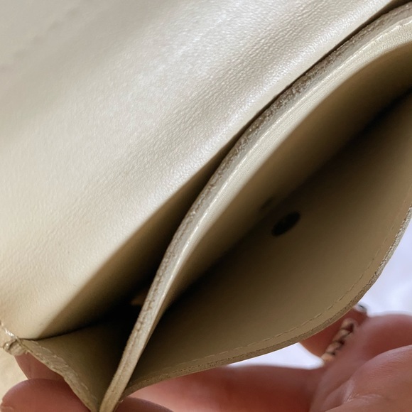 Louis Vuitton Card Holder - Picture 3 of 6